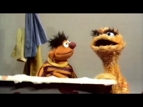 Classic Sesame Street- Ernie Needs Oscar to Ducky-Sit (1970)