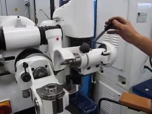 瑞士伊瓦格万能工具磨床EWAG WS 11