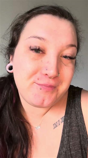 14K Yellow Gold 4 MM Internal Threaded Disc Micro Labret Lip Stud