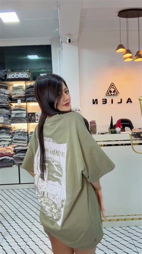 Genuine Levi’s T-shirt Available at Special Price