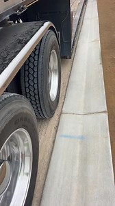 Loading time #trucking #usatrucks #trucker #truckbeauty #truckdesign #trucks #fypシ | USA Trucks