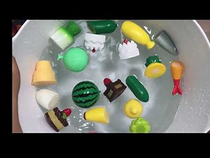 水のおままごと♪ part2 （へんてこ）野菜や果物など色々の食べ物を水の中に入れていくよ！料理 遊ぶ 学び 知育 学習 kids play house 소꿉 놀이 chơi nhà