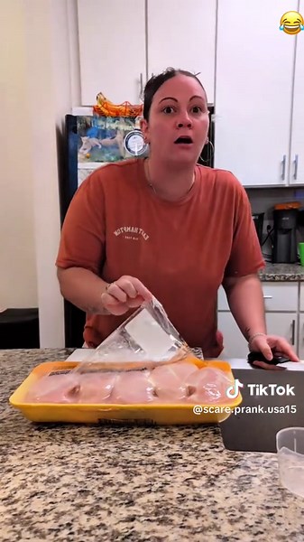 Funny Scare Prank Videos to Make You Jump