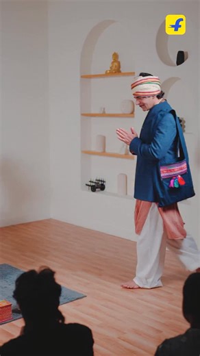 Sunil Grover on Instagram: "Pandit Ji ka gyaan unlimited hai… aur tablet ki power bhi. 😌 Badi screen, long battery, multitasking aur full entertainment— har zarurat ka jawab ek hi jagah. Flipkart Republic Day Sale goes live on 17th January. Explore Best deals on tablets. #FlipkartRepublicDaySale #TabletDeals #FlipkartRDS"