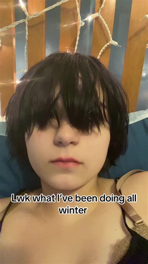 My lips are SO chapped 💔💔💔#emo #alternative #alttiktok #emogirl #emostyle