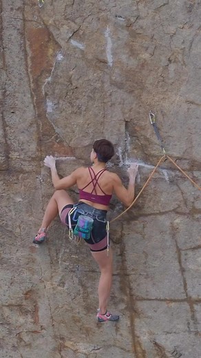 Salah satu jalur terbaik di sea gully 💪🏿💪🏿💪🏿 Epifany 7C #reels #videos #climb #climbing #rockclimbing #pengikut #semuaorang | Udin Maiwa