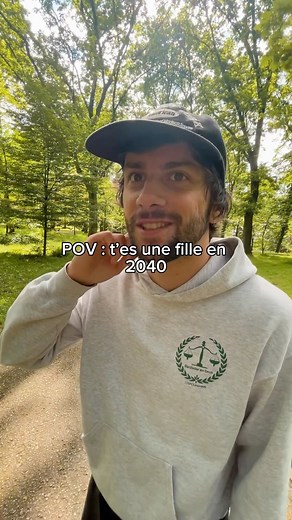 Justin on Instagram: "Télécommande anti- #sketch #couple #humour #charo"