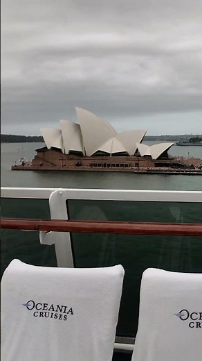 The Small Details That Make Oceania Riviera Feel Luxurious