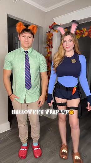 Which costumes you pickin 🤔👻 #halloween #halloweekend #halloweencostume | Charliecastles