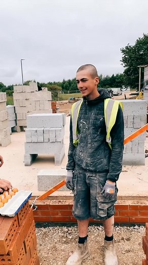 221K views · 754 reactions | 12 egg challenge! The ending was so harsh... 藍 Credit: TT/derby_brickwork_ltd  #construction #constructionsite #bricklayer #bricklayers #builders | Tooled-Up.com | Facebook