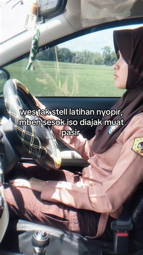 Latihan Nyopir: Bersiap Muat Pasir Esok Hari