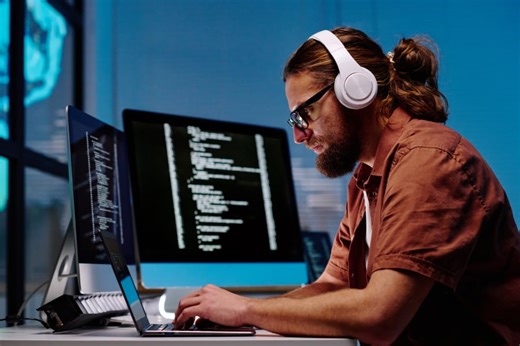 TIOBE Index for May 2026: R Ascends as Statistical Tools Consolidate