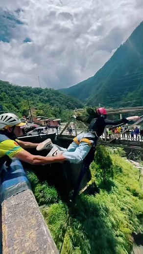 Bungee Jumping at Puente de Baños: An Adrenaline Rush