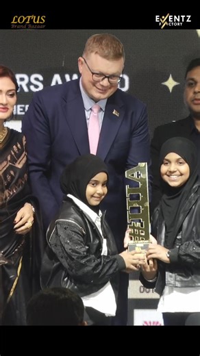 IIIA - DIGITAL AWARDS - OTT AWARDS - ACHIEVERS AWARD - K Thakkar on Instagram: "IIIA - 11TH EDITION ACHIEVERS AWARD - DIGITAL AWARDS - OTT AWARDS Recognising the best in your industry / your field ! IIIA - 11th EDITION Concept by - EVENTZ FACTORY Print Media Partner - MIDDAY Presenting Sponsor - LOTUS BRAND BAZAAR Powered by - UNITED GATE ONE Radio Partner 92.7 BIG FM Supporting Partner SELLWIN TRADERS Fragrance Partner - ASG FRAGRANCE Media Partner - JIONEWS Associate Sponsor - NAMASVI NEXUS & 