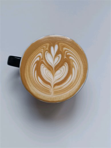 Latte Art Wing Tulip 🌷 It may lack a bit of symmetry, but on a sunny Sunday like this, it doesn’t really matter #coffeetiktok #latteart #coffee #coffeetime #sunday