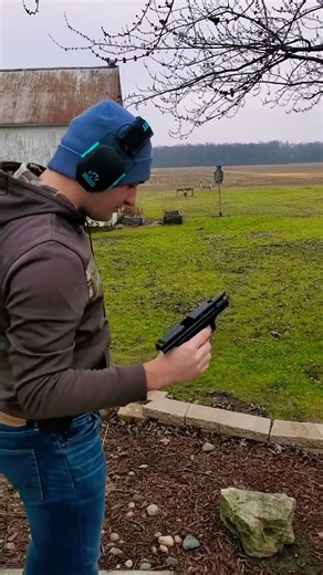 Springfield XD 9mm on steel