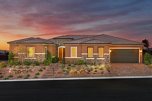 Check out this model home video tour of the stunning Reagan plan—boasting approximately 3,500 square feet of luxurious living space. Available in Arizona, Nevada and Florida. | Richmond American Homes