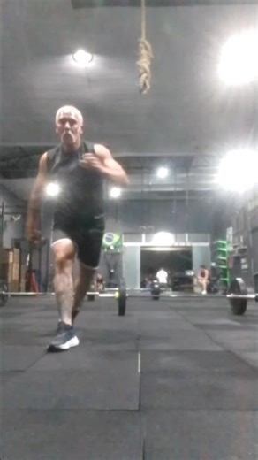 Pós word Crossfit, ainda com gás para Capoeira aos 55? Entenda Isso.#crossfit #capoeira #55 anos