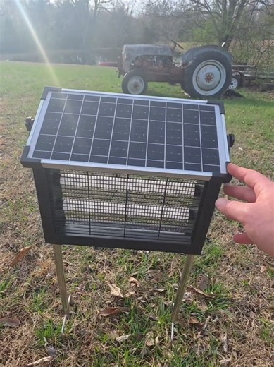 Outdoor solar bug zapper that helps protect up to 1 acre so you can actually enjoy your backyard again. #mosquitocontrol #outdoorliving #bugzapper