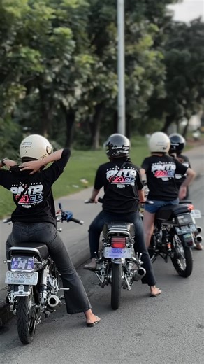 Ellystiaramadhani on Instagram: "Open P.O amankan datamu🖐🏻"