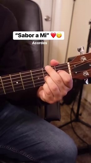 55K views · 1.3K reactions | Aprende a tocar los acordes de Sabor a Mi en guitarra #acordes #guitarra #rasgueo #bolero #frankysotomusic | Franky Soto | Facebook