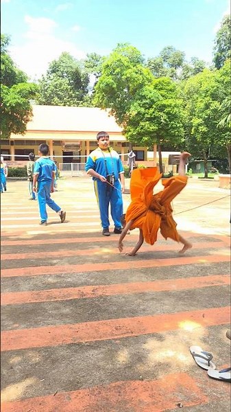 Novice monks training their skills #phowit #jumping #playinggames #fun