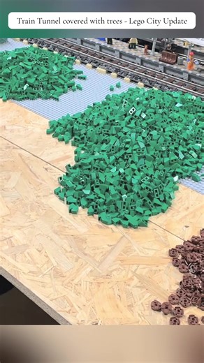 Train Tunnel covered with trees - Lego City Update