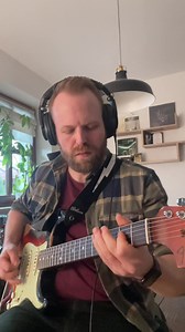 When the new Strat chugs harder than any metal axe 🤘🏻😎 What guitar surprised you when you got to know it? Backing: https://youtu.be/yx7q0ct4cMk | Michael Wagner Guitar