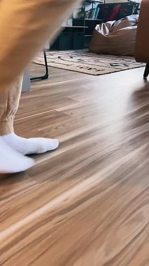 Adorable Ducklings Running - Fun Pet Ducks Video