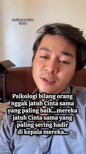 Psikologi bilang orang nggak jatuh Cinta sama yang paling baik mereka jatuh Cinta sama yang paling sering hadir di kepala mereka #cinta #bucin #sayng #galaubrutal #rindu