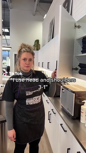 #hairstylists #hairstylist #hair #hairstyle #hairstylistsoftiktok #hairstylistontiktok #hairstylistslife #hairstyliststruggles #hairstyling #hairstylistsquad #hairstylisthumor #hairstylistscheck #hairstylistsbelike #hairstylistlife #hairproblems #haircolor #hairdo #hairtransformation #hairtok #halloween #haircut #hairsalon #salon #hairstyliststories #fyp #trending #squidward #spongebob #planton #squidwardtentacles #squidward #heybuddy #heybuddyyeah #heybuddysquidward #spongebobpopsicle #spongebo