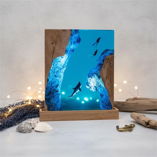 Ocean Resin Lamp With Scuba Divers and Shark, Epoxy Wood Night Light, Underwater Canyon Table Lamp, Coastal Beach Houses Decor, Diver Gift - Etsy