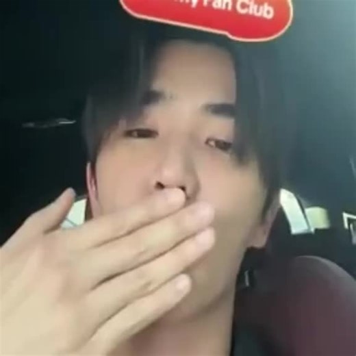 #มัมหมีเพิร์ธที่รักแซนต้า🖤🤍 เอาจุ๊ฟของสองแสบมาฝาก Happy New year 🎊 PSD2026 WILLBEYOUR YEAR #PerthSantaDomiiaMoreJoy #PerthSanta #PerthTanapon #Satapp