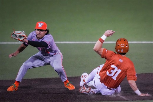 Texas vs. UTRGV baseball: Replay, highlights as Longhorns vanquish visiting Vaqueros