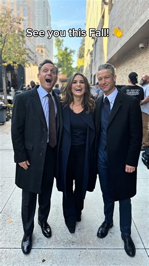 568K views · 30K reactions |  SQUAD  This just in: SVU will return for a legendary 27th season! | Law & Order | Facebook