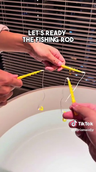 Pokemon Fishing Adventures: Bathball Volume 4