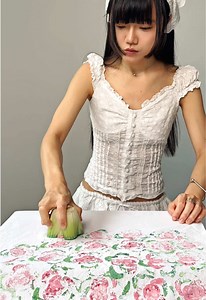 Print Roses with Celery: DIY Sewing Hack