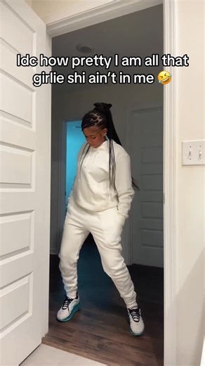 Jenndasavage🥂 | For the right man I be all babyyyy🤣🤣 follow @jenndasavage for more💓 . . . . . #comedy #explorepage #viralvideos #trendingreels... | Instagram