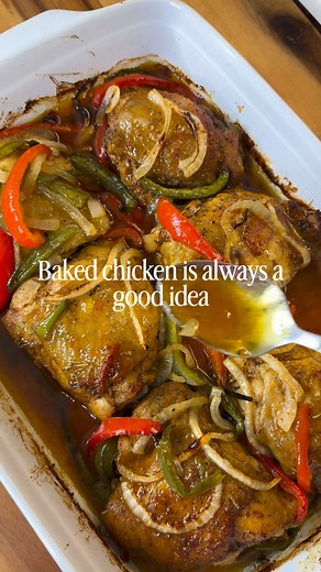 Baked chicken recipe - https://theglamkitchen.com/2025/02/17/juicy-southern-baked-chicken-thighs-recipe/ | The Glam Kitchen