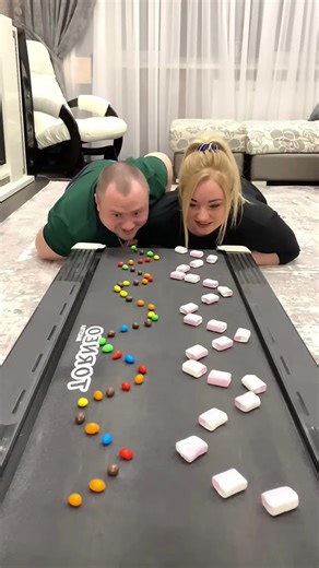 “They Turned a Dining Table Into a Lift! 😂”“Unbelievable! Dining Table Becomes a Lift!”“Crazy DIY