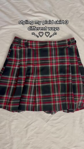 Styling a plaid skirt in different ways. Let me know which one you like the most 🖤 #outfitideas #styleinspo #plaidskirt #plaid #falloutfits #viviennewestwood #heavenbymarcjacobs