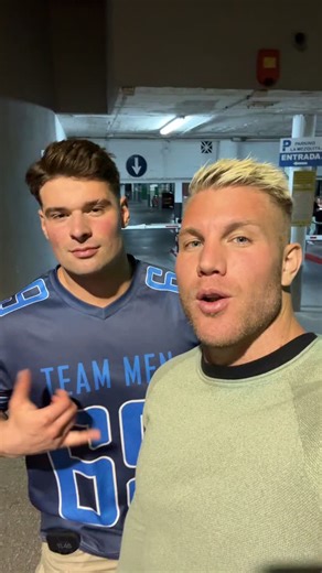 Filou on Instagram: "Feelin’ cool… and a lil too hot to handle  with my fave by my side  #CoolAndSpicy #dynamicduo"