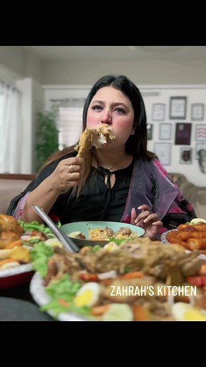 Delicious thali from - Zahrah's kitchen😍 Live e ashci ektu por | Nowshin's Vlog