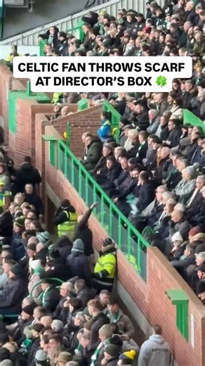 Men in Blazers on Instagram: "EMOTIONS BOILED OVER AT CELTIC PARK TODAY AFTER WILFRIED NANCY’S SIXTH DEFEAT IN EIGHT GAMES 🤬 One fan resorted to throwing his scarf directly into the Owner’s Box as Celtic lost the Old Fim derby to arch rival Rangers. Turmoil for the Scottish giants. 🎥: TW/Hargi_"