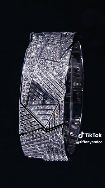 For nearly 200 years we have been a world leader in diamonds and colored gemstones. The “Diamond Kings” room of our Tiffany Wonder exhibition in Tokyo is a tribute to the House’s authority on fine diamonds and features some of the rarest diamonds in the world. Reserve tickets on our app today. Walk-ins are welcome. #TiffanyWonder #TiffanyExhibition #TiffanyAndCo