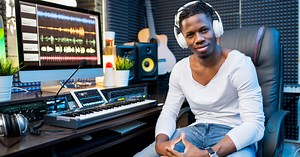 How To Make Money With Music (40  Ways To Earn In The Music Industry)