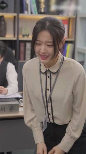 He remembered her scent, and she was already trapped 😮‍💨 #ith79 #dramabox #cdrama #drama