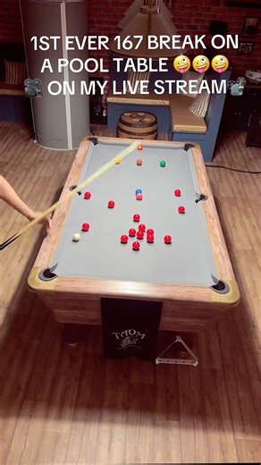 IMPRESSIVE! This guy made a '167' maximum break on his pool table! #snooker | WST