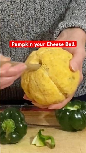 How to make a Pumpkin Cheese Ball #pumpkincheeseball