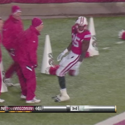 🦡 25 car. 🦡 408 yds 🦡 16.3 ypc #OTD in 2014, Melvin Gordon broke LaDainian Tomlinson's FBS single-game rushing record in a 59-24 win over Nebraska. 🤯 | Big Ten Network